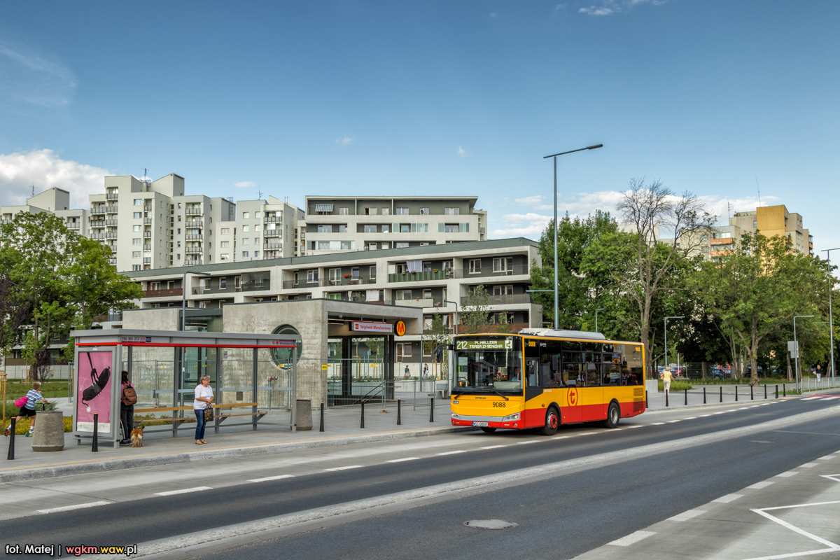 9088
Bardzo nowoczeĹnie siÄ tu zrobiĹo
