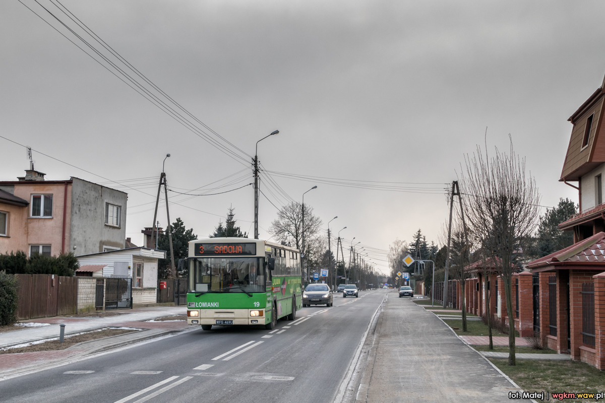 19
Na linii lokalnej 3 w Ĺomiankach moĹźna trafiÄ na wysokopodĹogowego Jelcza. Jej czÄstotliwoĹÄ jest jednak bardzo zaszczytna, bo linia wykonuje kilka kursĂłw dziennie.
Słowa kluczowe: 120M