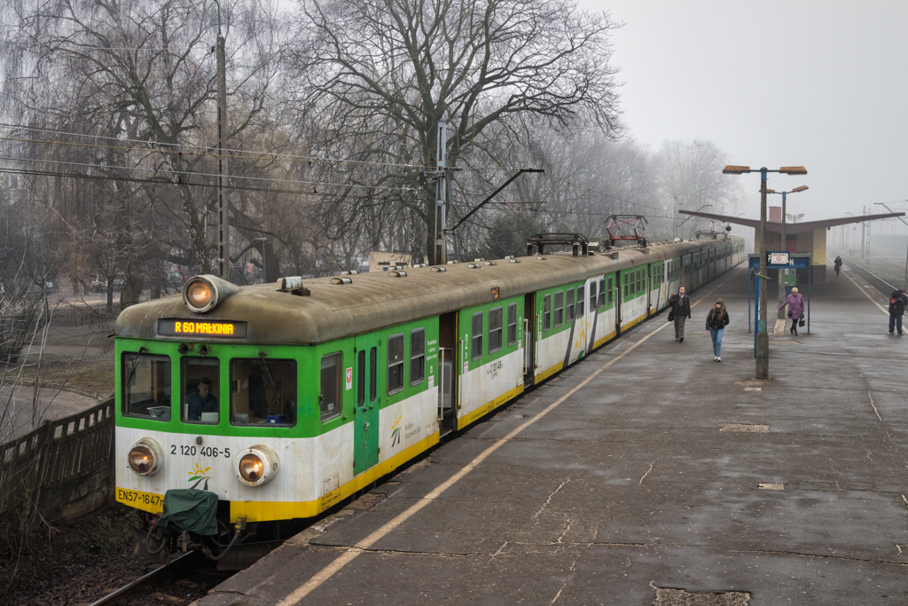 EN57-1647
R60: Warszawa WileĹska - MaĹkinia
