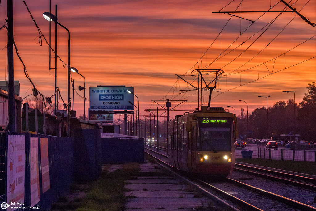 3005
Tego mi brakuje w okresie letnim - piÄknego nieba koĹo 16-17.
Słowa kluczowe: ZachĂłd