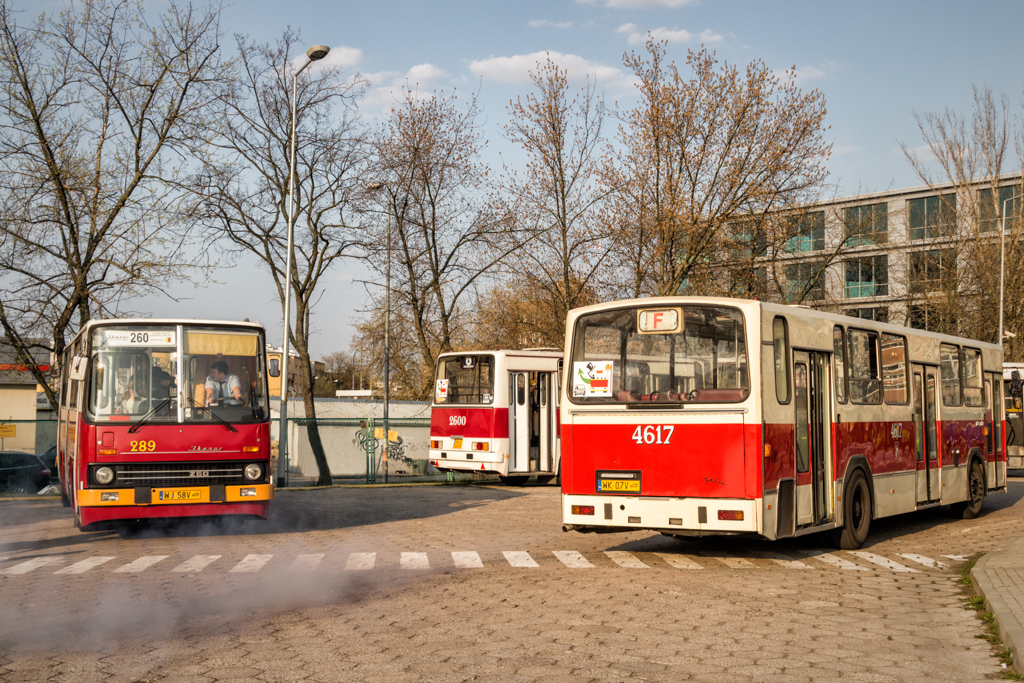 4617
Słowa kluczowe: 35lecieKMKM IK260 PR110M