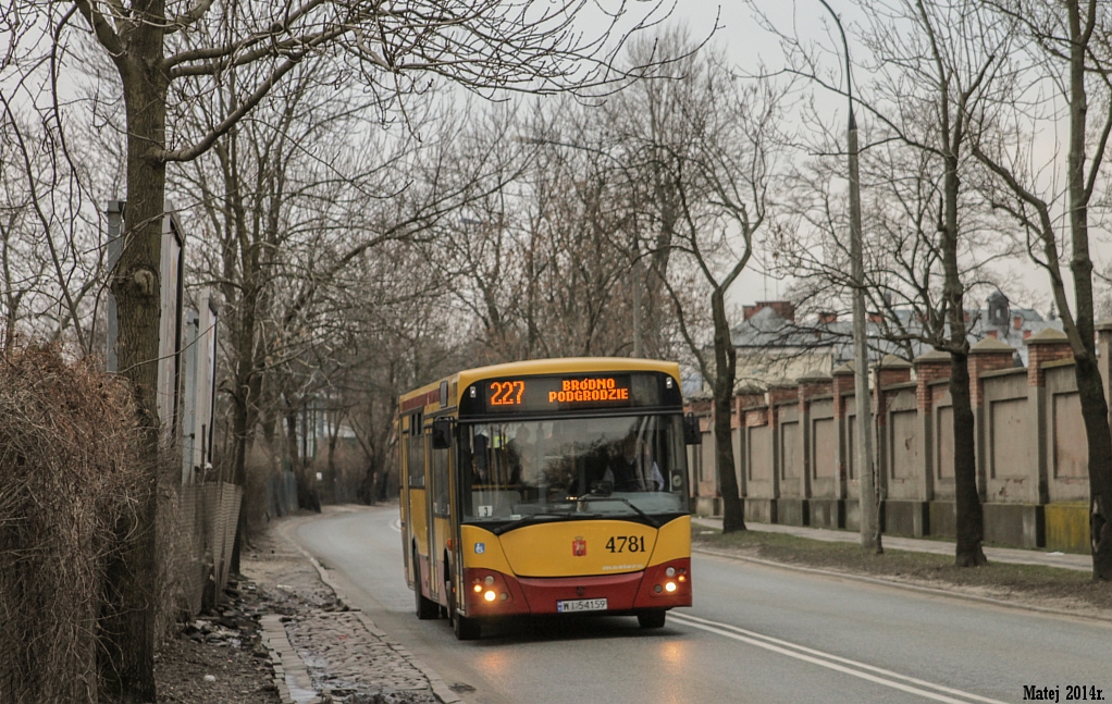 4781
A ta sztuka ma wybornego ZFa :) CzekaĹem na 4730, ale niestety to siÄ pojawiĹo.
Słowa kluczowe: M121M