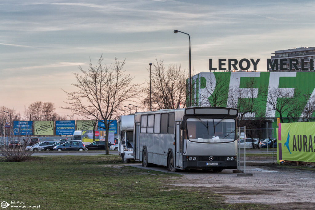 WW 5696H
Tajemniczy Jelcz L11/2 naleĹźÄcy do jakiejĹ ekipy filmowej.
