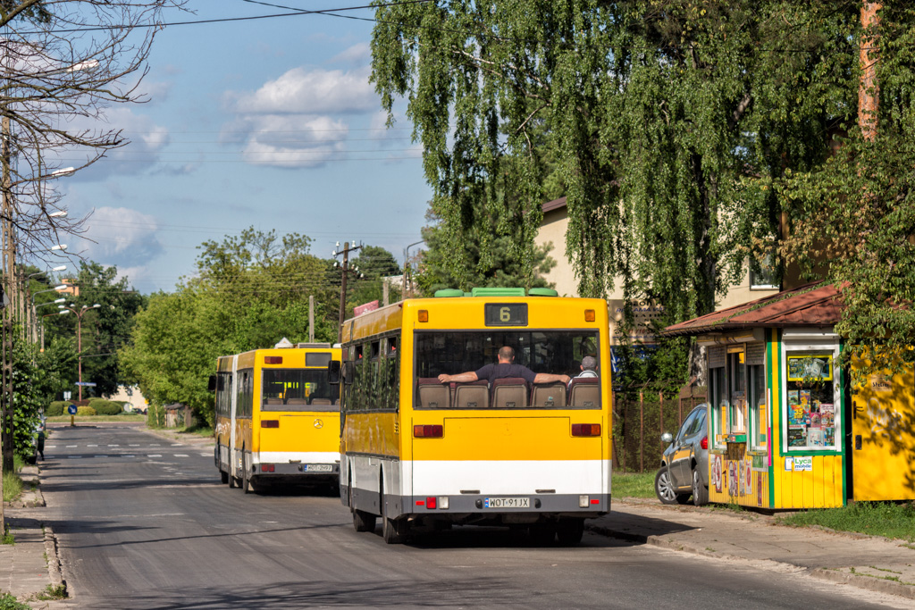 6
MiniBusy czÄsto w Otwocku jeĹźdĹźÄ stadami.

