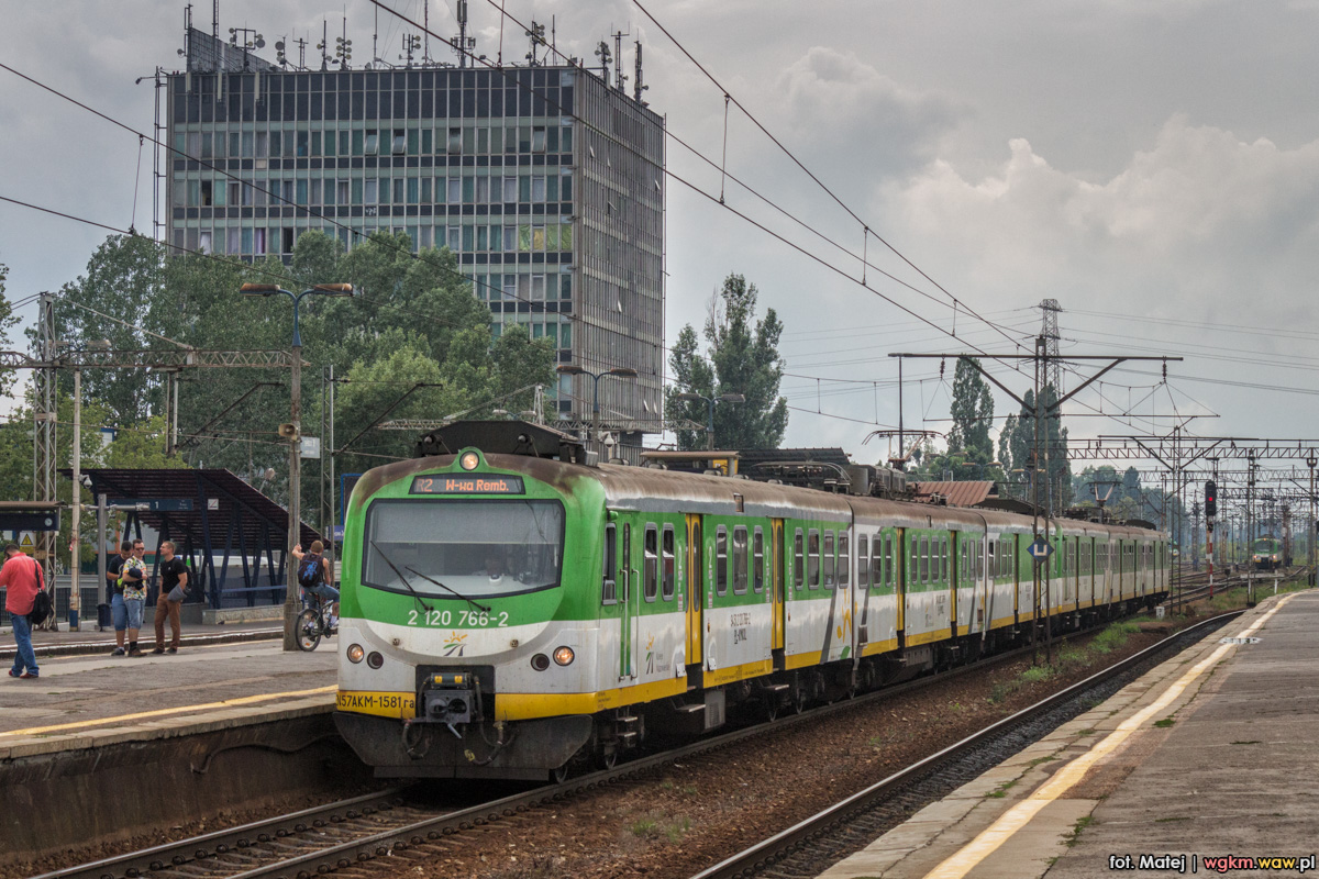 EN57AKM-1581

