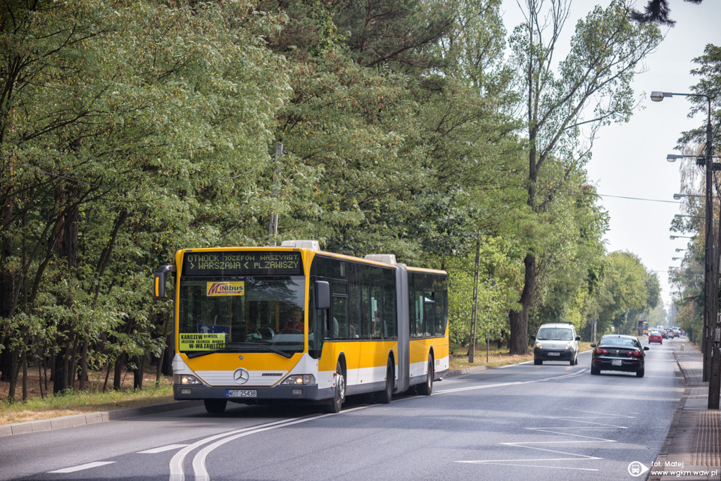 64
ZdjÄcie moĹźe nie jest najlepsze, ale wĂłz miaĹ do tej pory jeszcze gorsze zdjÄcie (teraz juĹź jest o niebo lepiej) dlatego postanowiĹem wstawiÄ. MiniBus kupiĹ drugiego, takiego samego Citaro, ktĂłry pojechaĹ chwilÄ pĂłĹşniej :)
