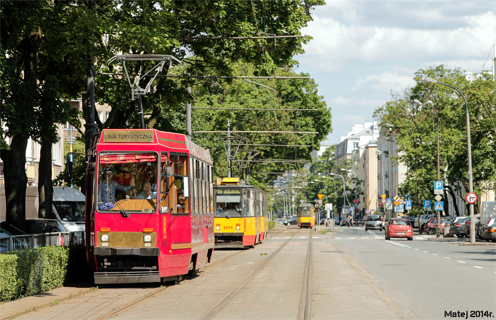 1006
No i wystartowaĹa dzisiaj rĂłwnieĹź Tetka. PĂłki co bÄdzie jeĹşdziĹ na niej wagon promocyjny, pĂłĹşniej pojawi siÄ takĹźe zabytkowy.
