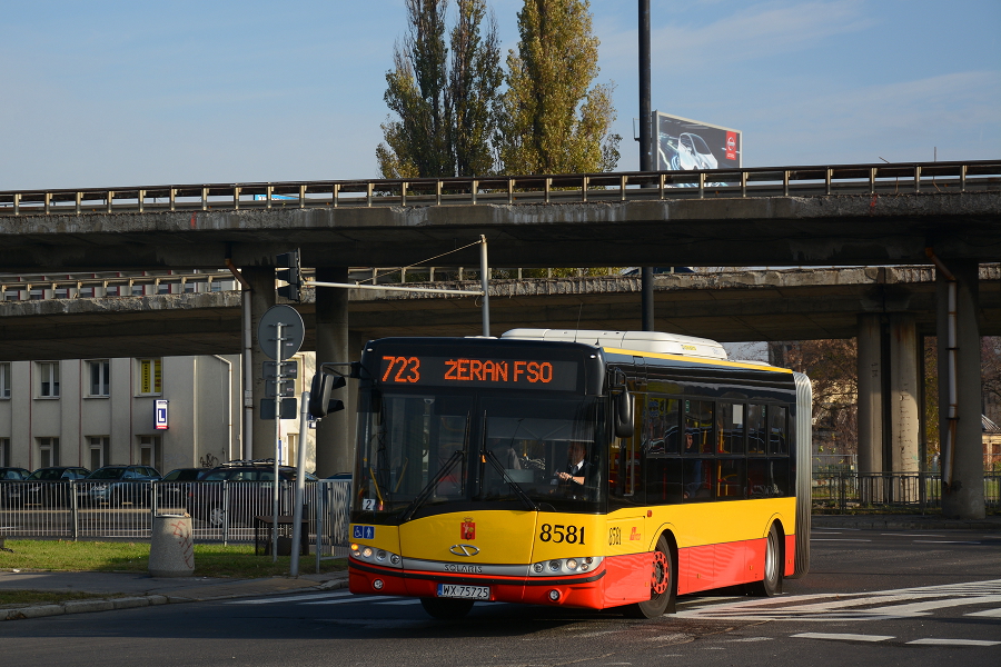 8581
Solaris wtacza siÄ na pÄtlÄ ĹťeraĹ FSO.

