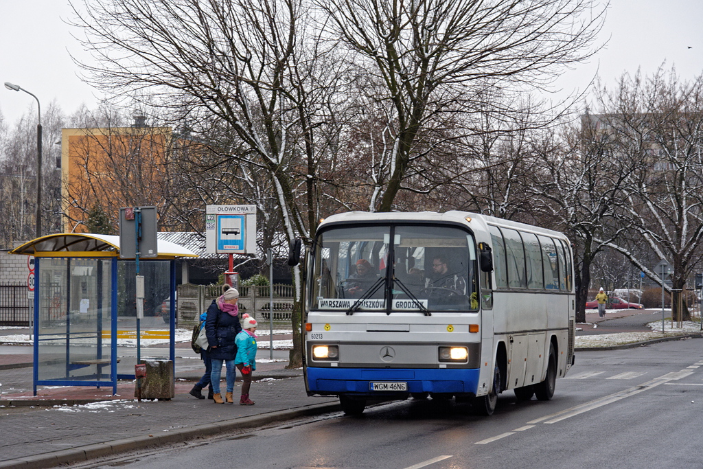 WGM 46NG
Kursy z Grodziska Mazowieckiego do Warszawy najczÄĹciej obsĹugiwane sÄ Mercedesami O303, czasem trafiÄ jednak moĹźna Autosana H9.
