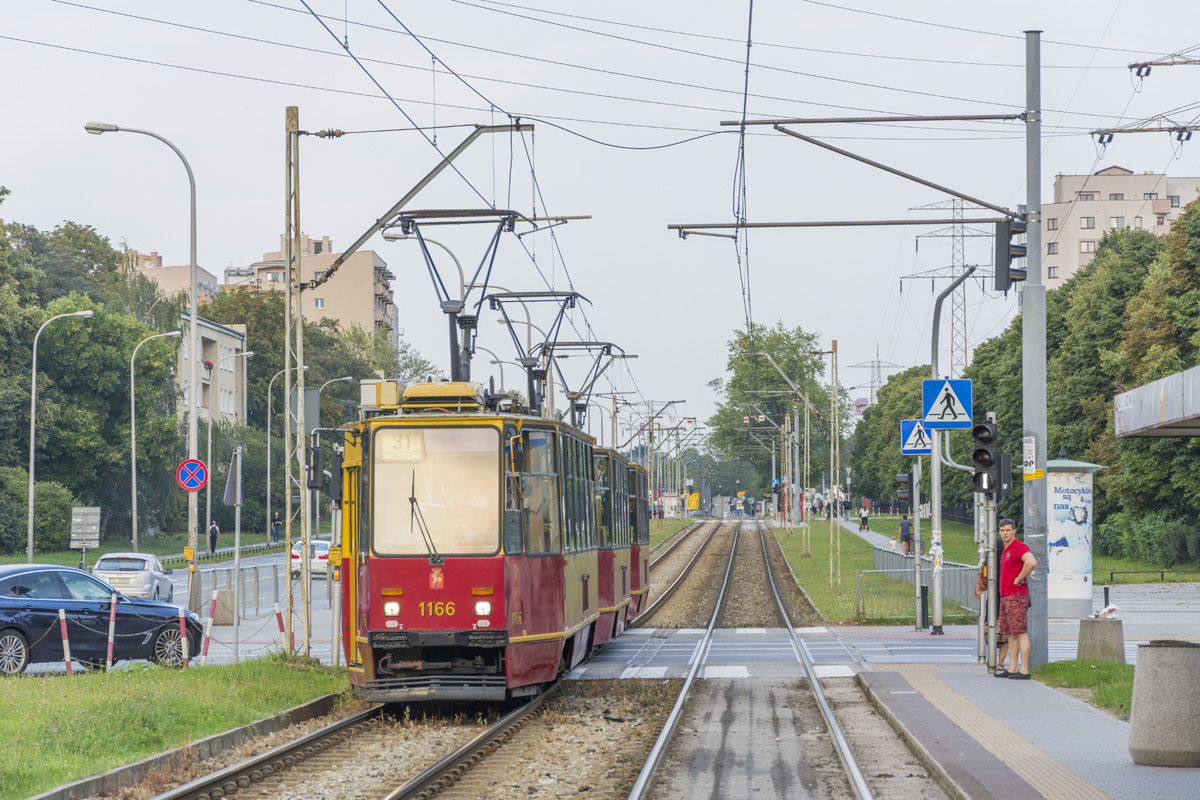 1166+1167+1139
Ostatni dzieĹ potrĂłjniakĂłw.
Słowa kluczowe: PotrĂłjniak