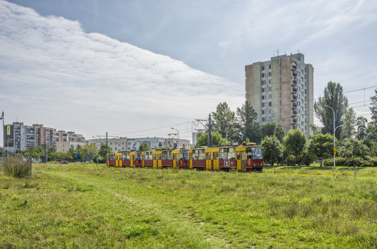 1166+1167+1165
PotrĂłjniak na Tarchominie.
Słowa kluczowe: PotrĂłjniakiempoWarszawie