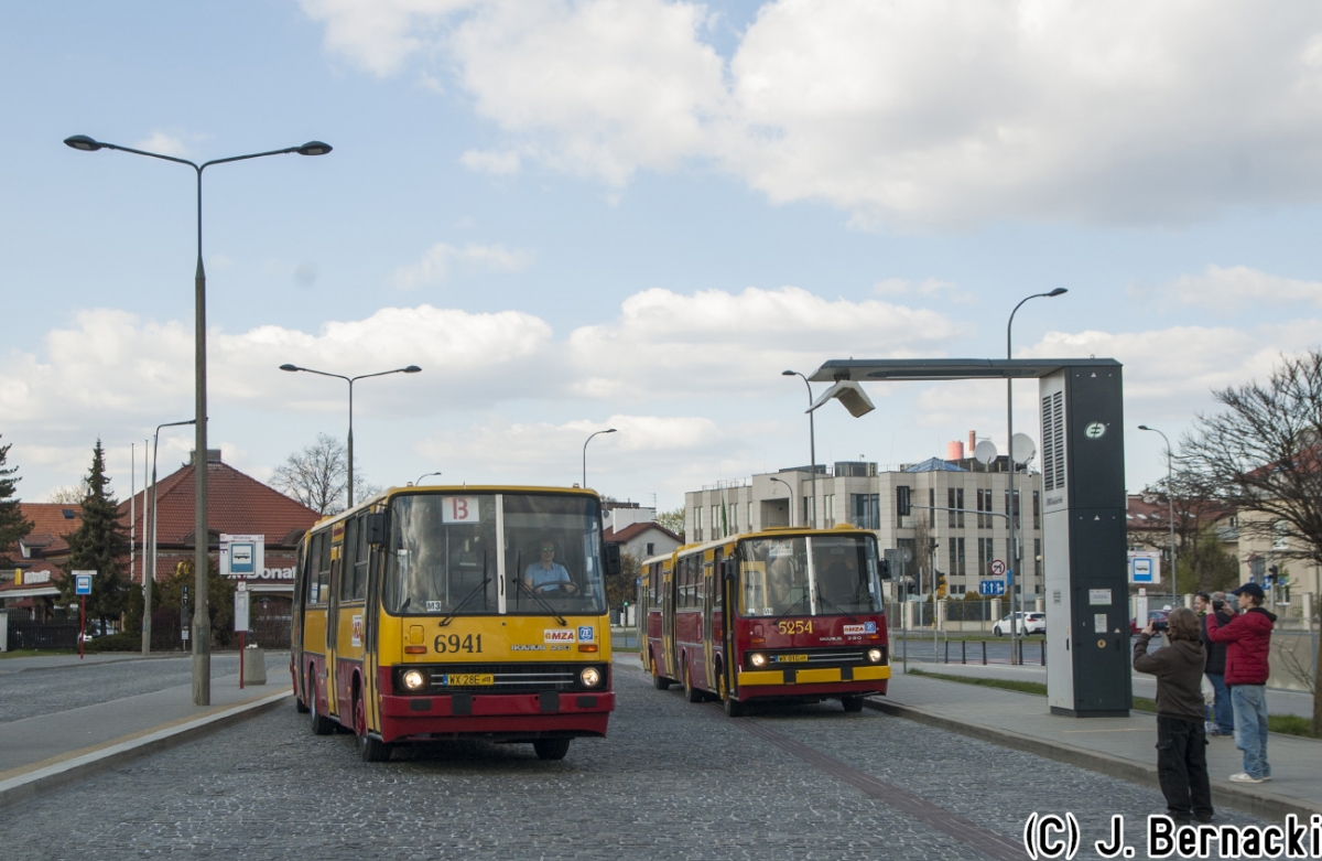 6941
ByĹ to ostatni wyjazd tego autobusu z numerem 69.
Słowa kluczowe: IK280