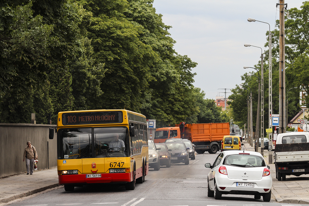 6747
Pozdrowienia dla kierowcy, dziÄki za wyciÄgniÄcie tego wynalazku ;)
Słowa kluczowe: DziwadĹo N4020