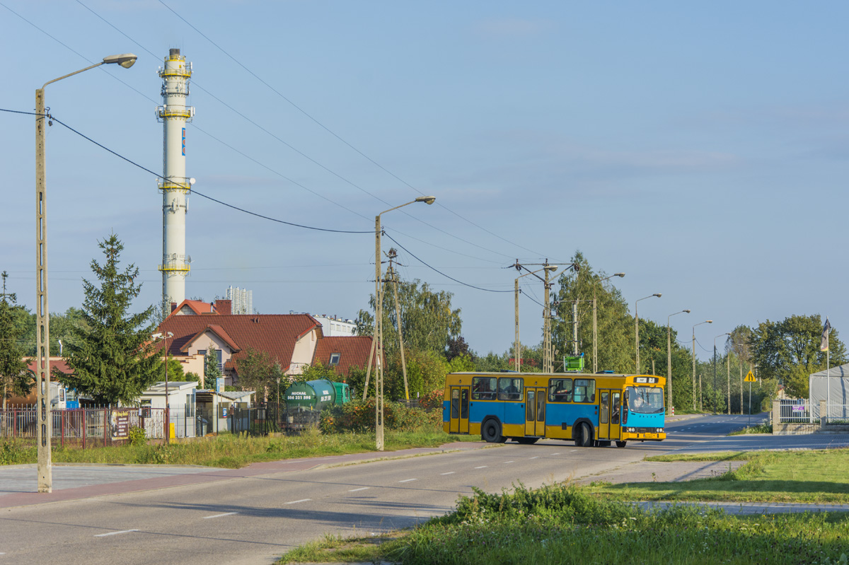95
Słowa kluczowe: M11