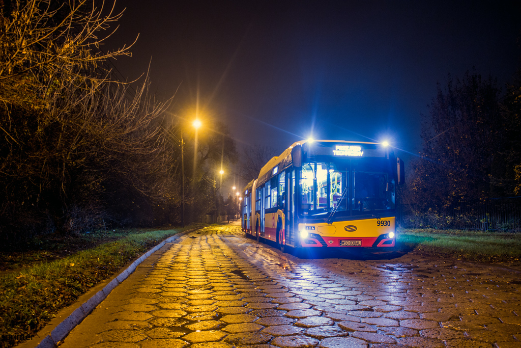 9930
Gazowiec z Arrivy na jednej z ostatnich "trylinek", na ktĂłrych moĹźna spotkaÄ autobusy liniowo. 
Słowa kluczowe: Trylinka