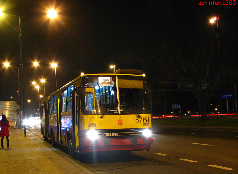 5715
Ten Ikarus zjechaĹ z warszawskich drĂłg jako ostatni...
Słowa kluczowe: IK280