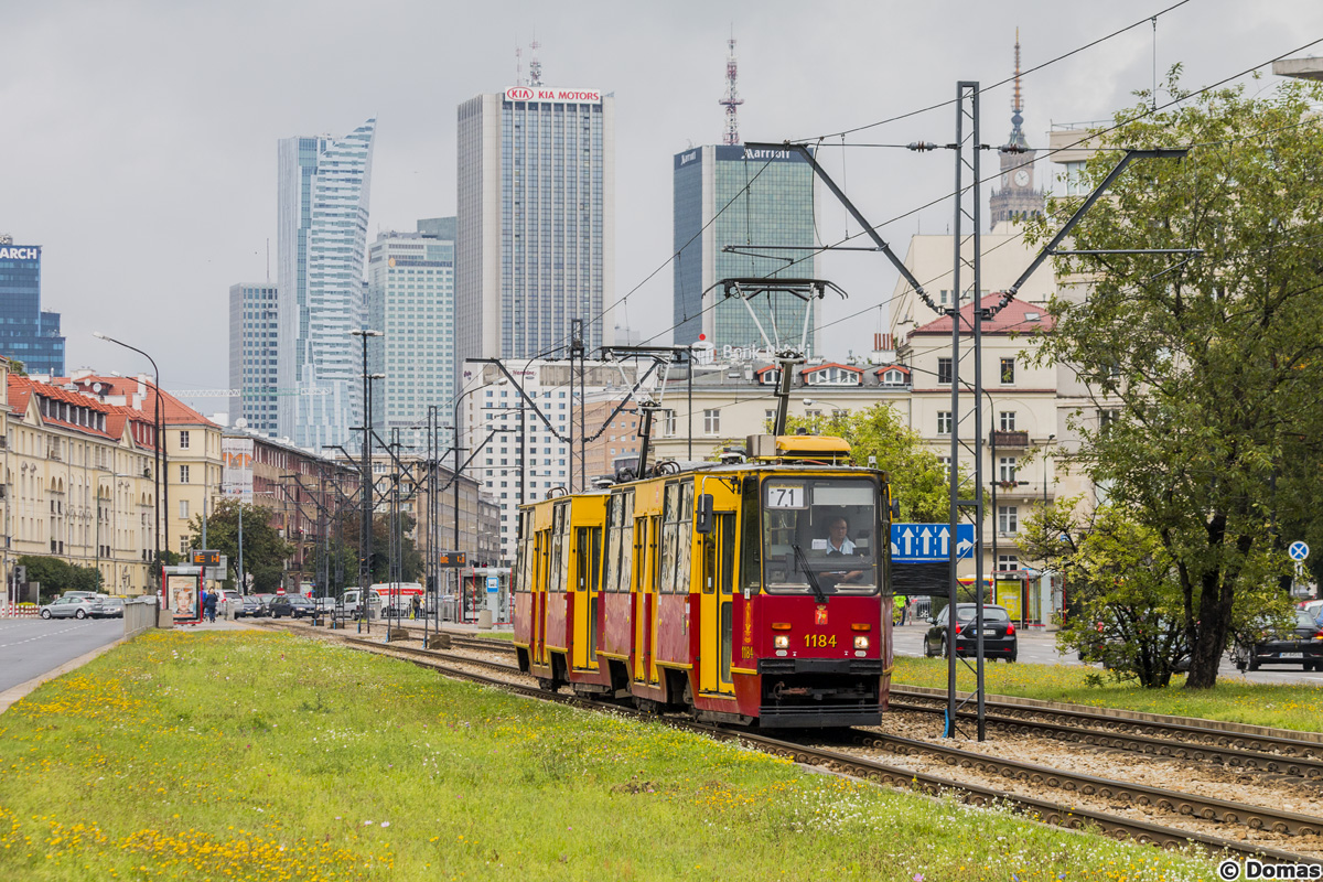 1184+1185
105-ka w wielkim mieĹcie.
Słowa kluczowe: Skyline
