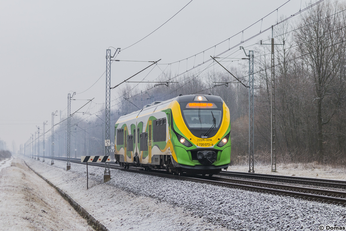 222M-001
Widoczny pociÄg to [i]Czeremszak[/i] - codzienne, bezpoĹrednie poĹÄczenie Warszawy z CzeremchÄ (i na odwrĂłt) przez MiĹsk Mazowiecki i Siedlce.
