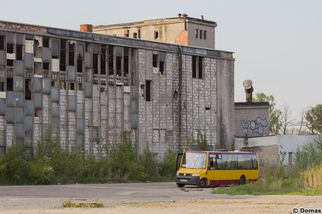 30003
To... coĹ obsĹugiwaĹo dzisiaj KupiecBus ChomiczĂłwka.
