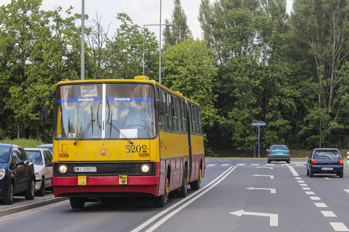 5202
Bizon na jakimkolwiek ekspresie to byĹa gratka dla miĹoĹnikĂłw, jednak sÄ to juĹź czasy minione.
