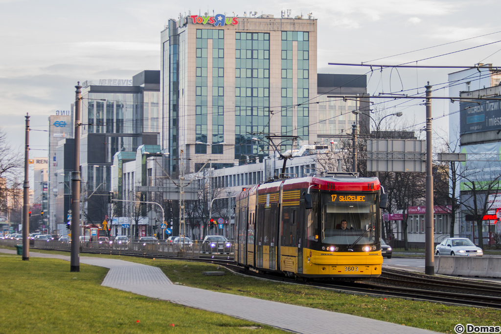 3603
Wagon z "Woli", brygada i motorniczy zaĹ z "Ĺťoliborza" - spowodowane jest to remontem tej drugiej zajezdni w skutek czego motorowi zostali oddelegowani na inne zajezdnie, skÄd wyjechali "obcymi" wozami na swoje brygady.
Słowa kluczowe: Kelly