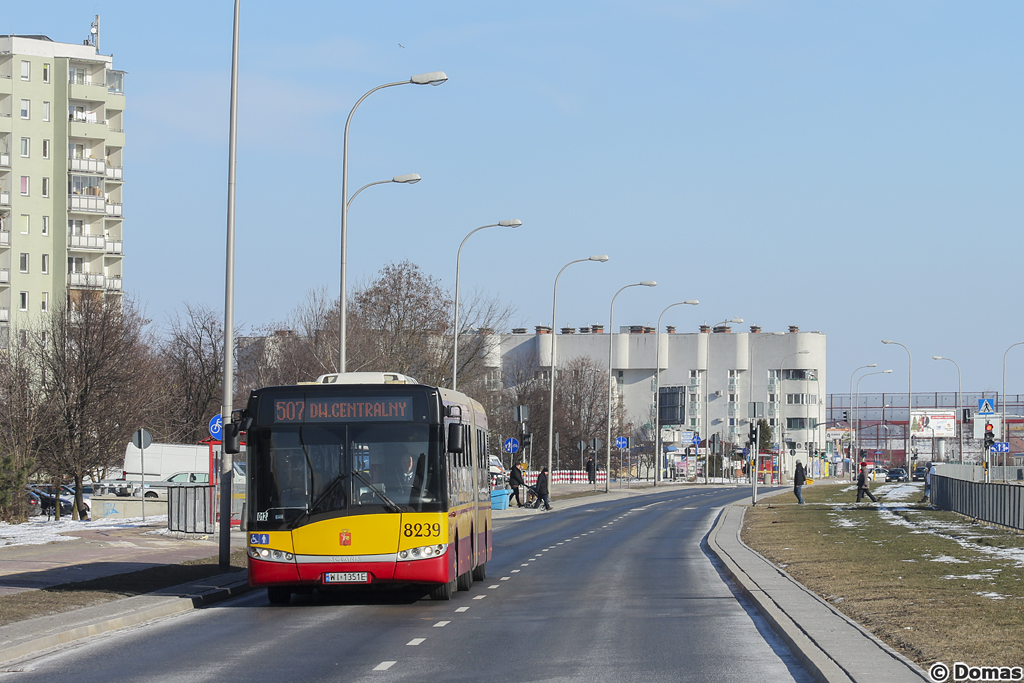 8239
Linia 507 to krÄgosĹup komunikacji miejskiej na GocĹawiu - w czasie zamkniÄcia mostu Ĺazienkowskiego zostaĹa wzmocniona do czÄstotliwoĹci co ok. 3 minuty w porannym szczycie i kursuje na niej wĂłwczas 20 brygad.
