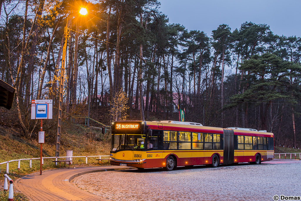 8861
Solaris odpoczywa po 39-minutowym kursie z dworca Centralnego. Pozdrowienia dla prowadzÄcej! ;)

