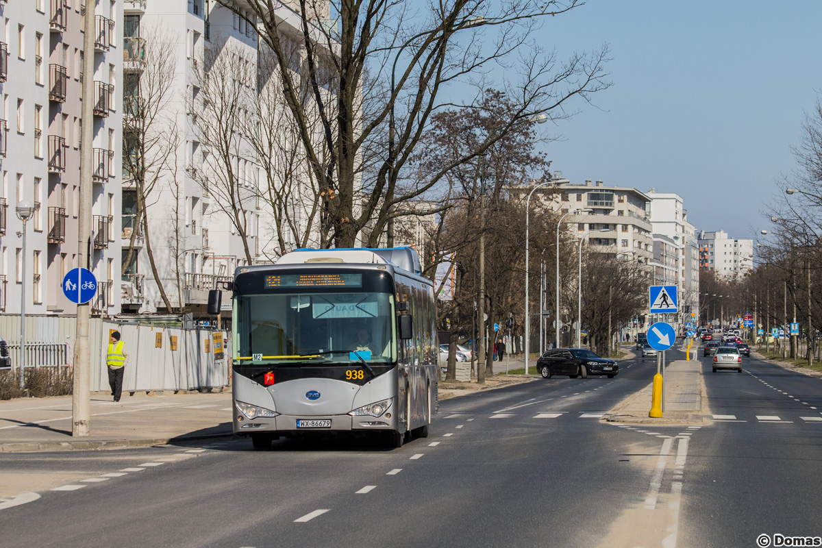 938
W dni wolne testowego BYD-a moĹźna spotkaÄ na 121.
