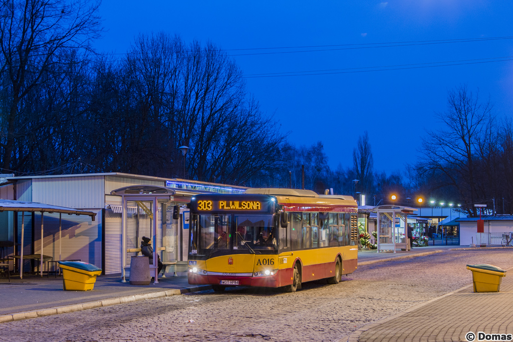 A016
Brygady 52 i 53/303 to ĹÄczenia z liniÄ 122. Obie brygady wykonujÄ na poczÄtku pracy pĂłĹkurs jako 122 z GĂłrczewskiej na plac Wilsona, skÄd wĹÄczajÄ siÄ juĹź jako 303.
Słowa kluczowe: MOBSU12_2
