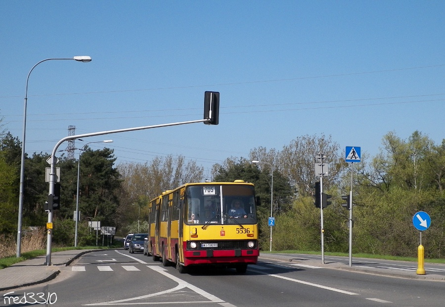 5536
Ikarus na ostatniej caĹodziennej brygadzie w dzieĹ ĹwiÄteczny.
Słowa kluczowe: IK280