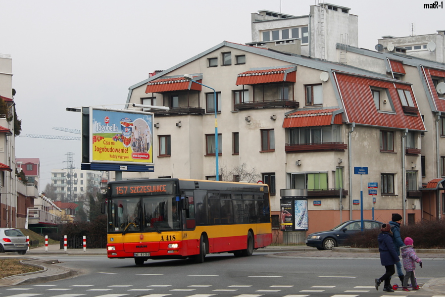 A418
MANik wjeĹźdĹźa na SzczÄĹliwice
Słowa kluczowe: ITSNL223