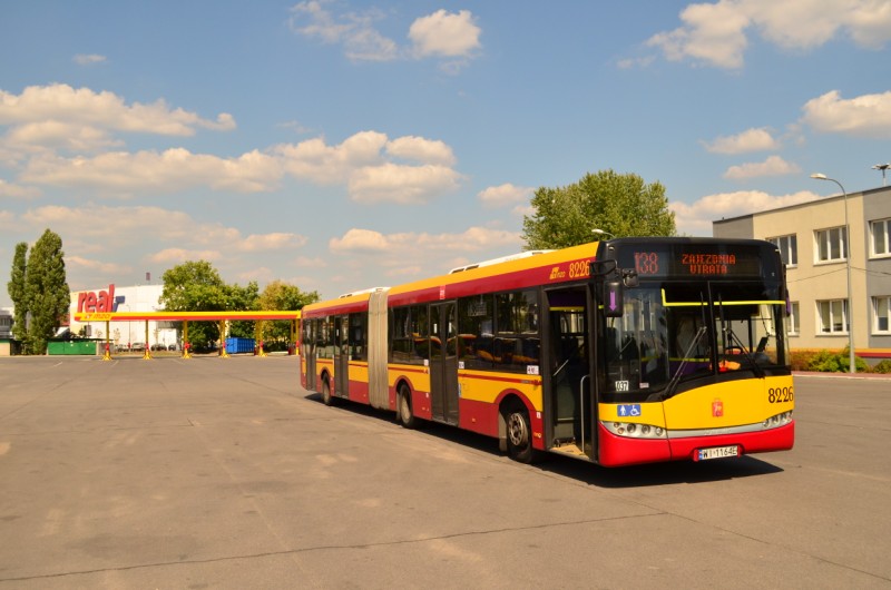 8226
Przed wyjazdem na drugÄ poĹĂłwkÄ dodatku zasileniowego na linii nr 138. 

