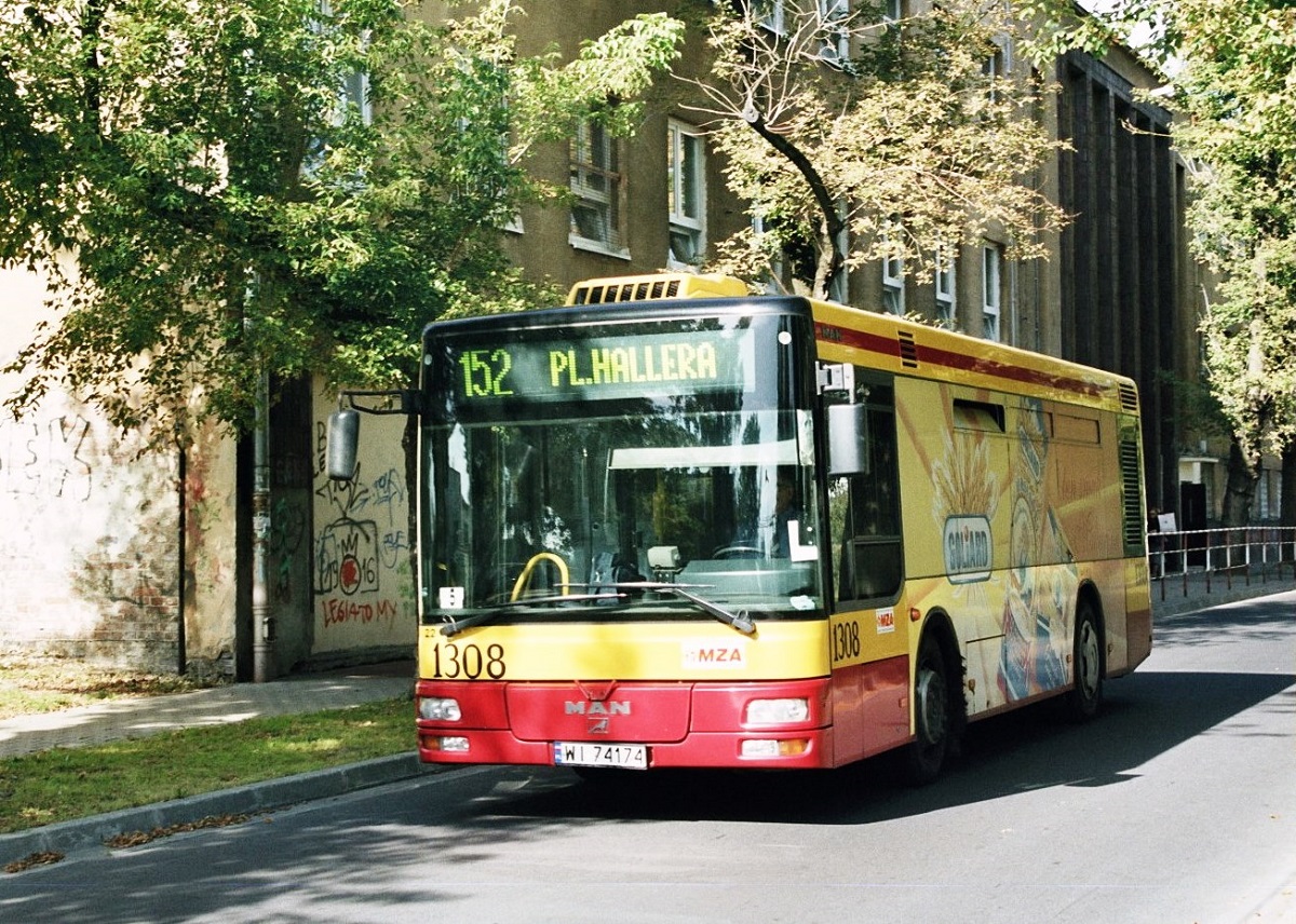 1308
Tymczasowe zmiany tras (na ok. 4 tygodnie) zwiÄzane z remontem ulicy KoĹowej.
Słowa kluczowe: NM223 Objazd