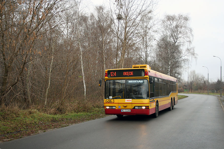 6863
WedĹug strony ZTM jest to ulica Paluch, wedĹug mapy google ul. OgrodnikĂłw, 
a wedĹug papierowego planu miasta ul. Logiczna :)
Słowa kluczowe: N4020