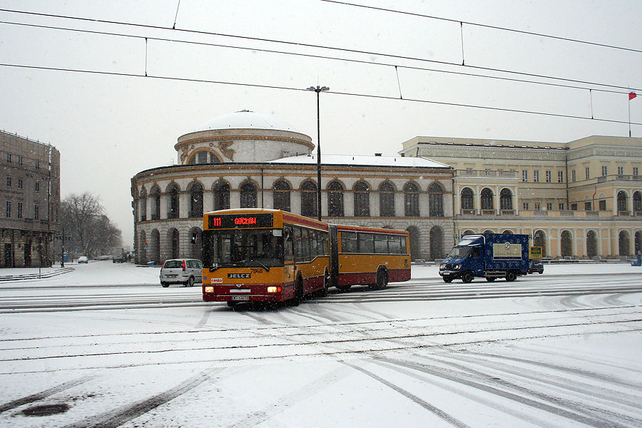 7868
Kolejny dzieĹ wiosny 2008 roku 
Słowa kluczowe: M181 Zima