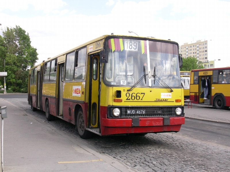 2667
KrÄĹźyĹa legenda o tym wozie, Ĺźe jak chcesz ruszyÄ tym klamotem, poproĹ pasaĹźera niech stanie na pedale gazu.
Słowa kluczowe: IK280