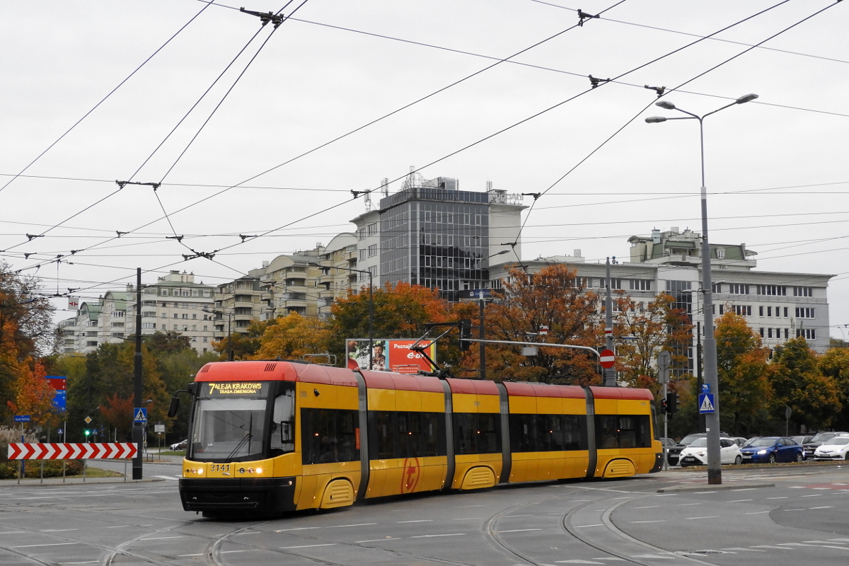 3141
Objazd z powodu protestĂłw w centrum.
