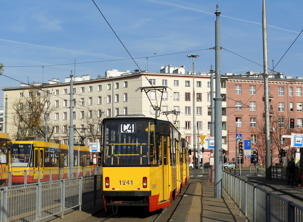 1242+1241
Słowa kluczowe: WĹ2019
