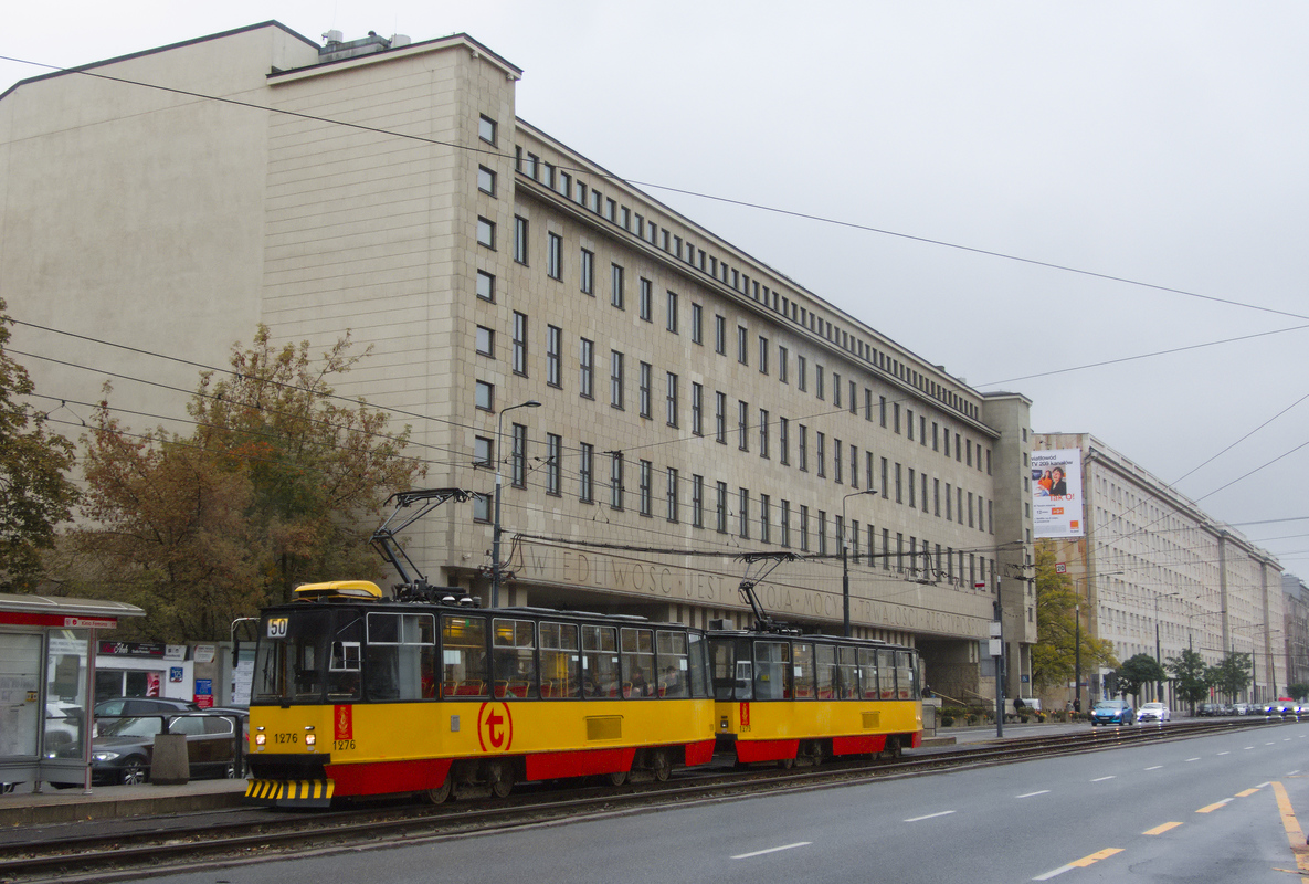 1276+1275
Słowa kluczowe: 50leciestopiÄtek