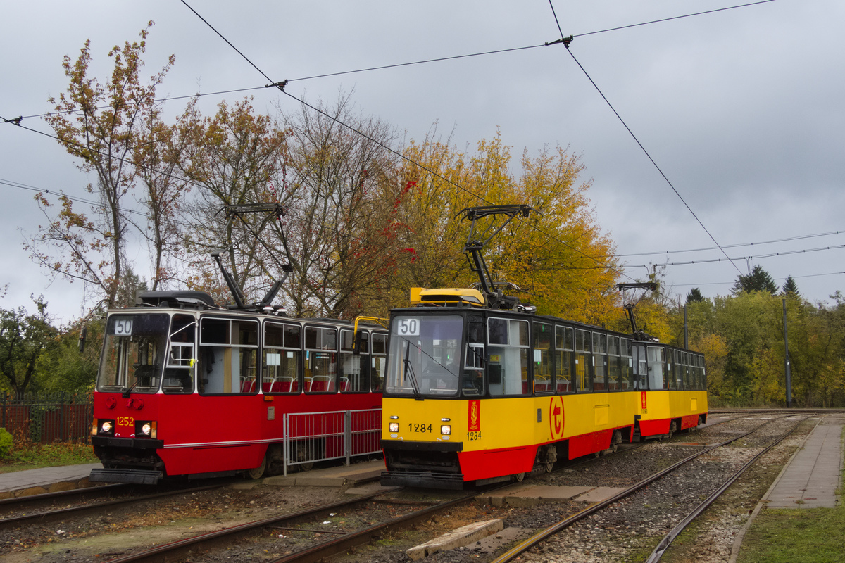 1252+1251, 1284+1283
Słowa kluczowe: 50leciestopiÄtek