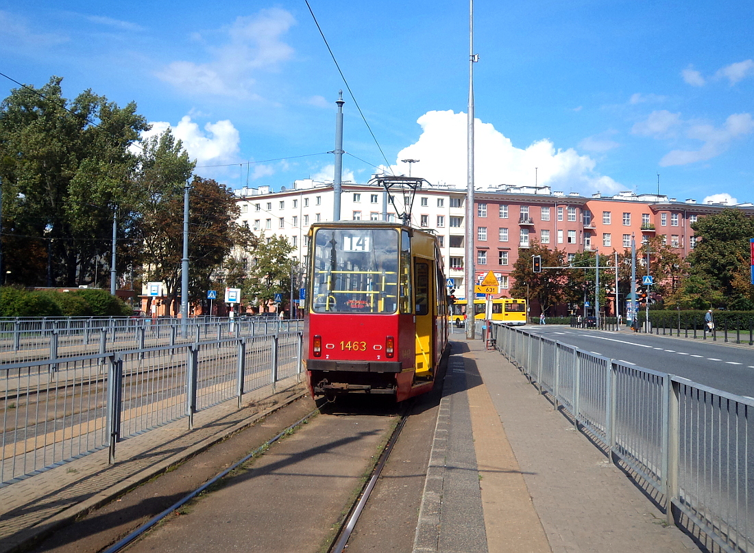 1464+1463
SkĹad 1464+1463 przed NG i w starym malowaniu.

