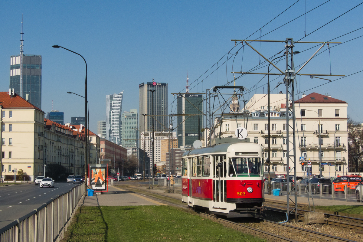 503
Zjazd do zajezdni po zakoĹczonym kursie z okazji Dnia Kobiet.
