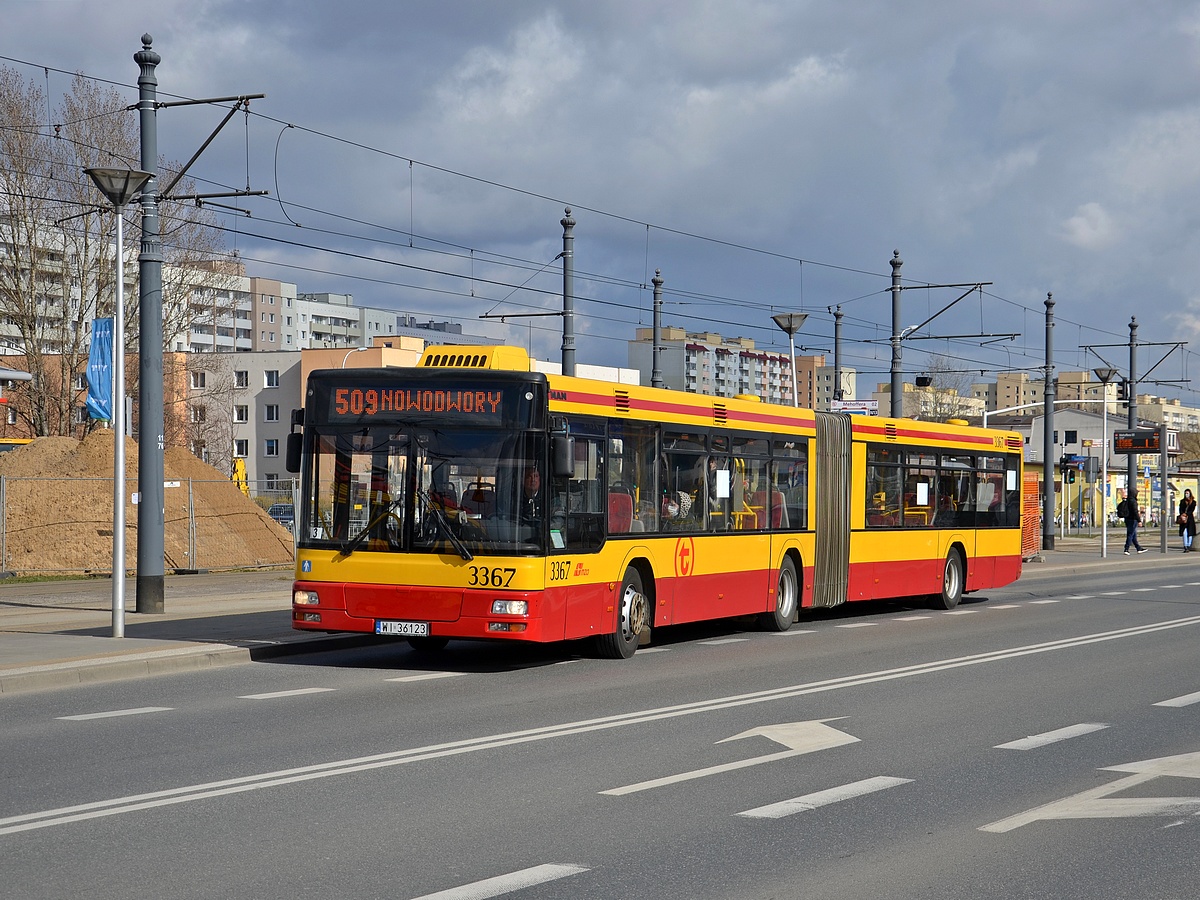 3367
"Zabytkowe" 509. JuĹź go podmienili na Lionsa.
