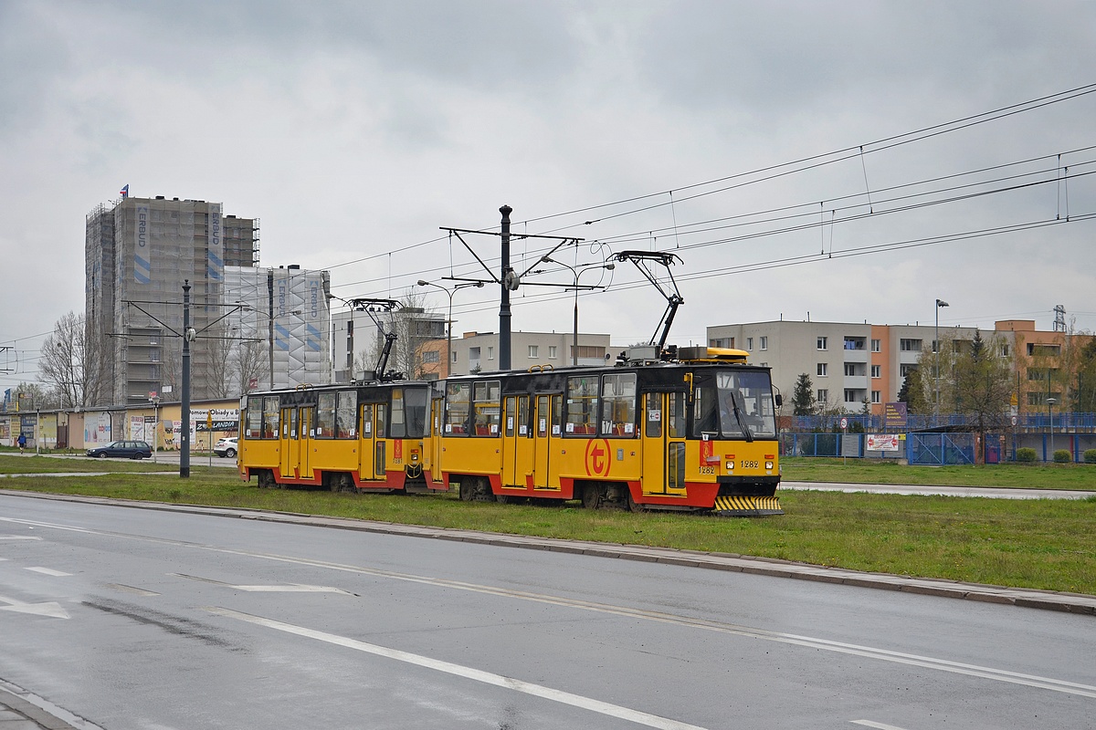 1282+1281
ĹwiÄto Pracy dla 105N
