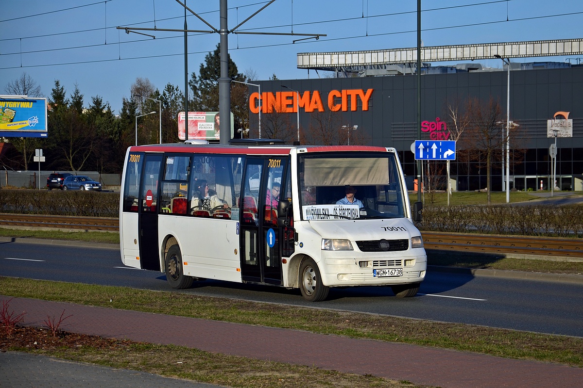70011
Takie cudo jeĹşdzi od wczoraj na linii Kupiec Bus GĂłrczewska, kiedy awarii doznaĹ BMC #20004
Słowa kluczowe: DziwadĹo