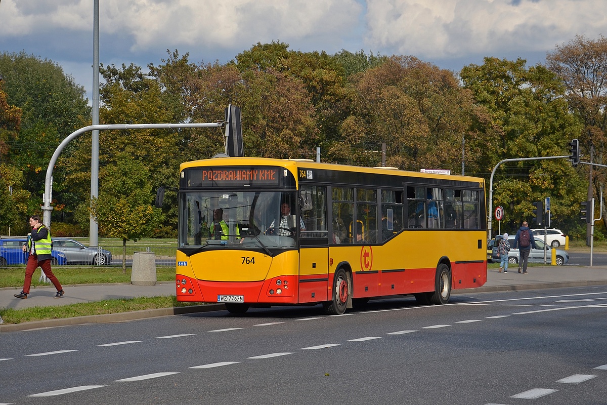 764
Z pozdrowieniami dla KMĹ
Słowa kluczowe: PoĹźegnanieWarszawskichJelczy M121M