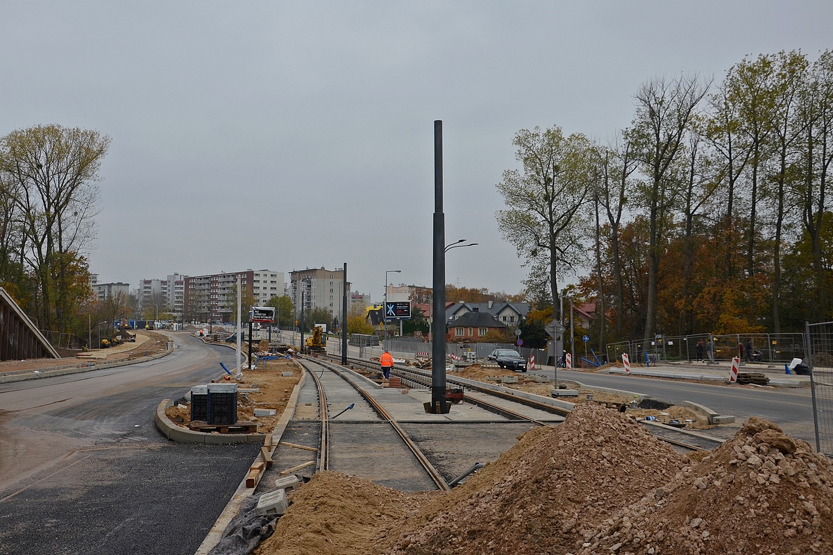 Trasa tramwajowa do Winnicy
Nawet w ĹwiÄto budujÄ
