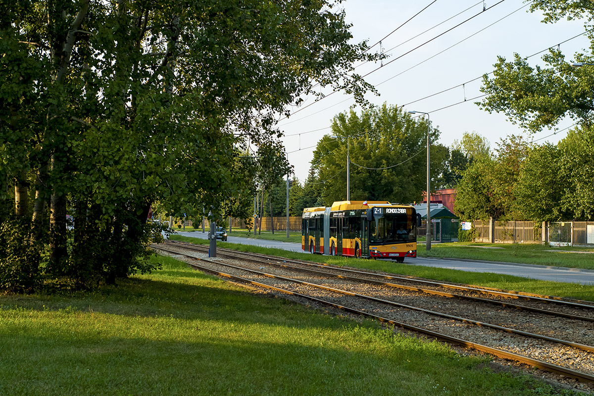 9905
Słowa kluczowe: Zatramwaj
