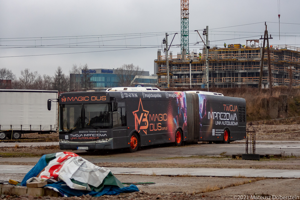 GKA 73186
Dokumentacyjny knot najĹwieĹźszego partybusa w Warszawie. JeĹli chodzi o autobus, jest to ex. berliĹski #4310.
