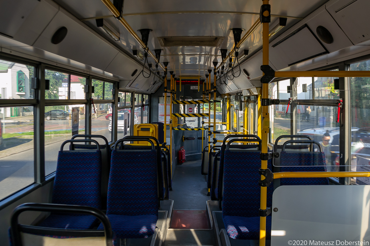 767
Rzut na wnÄtrze ostatka.
Słowa kluczowe: M121M WnÄtrze